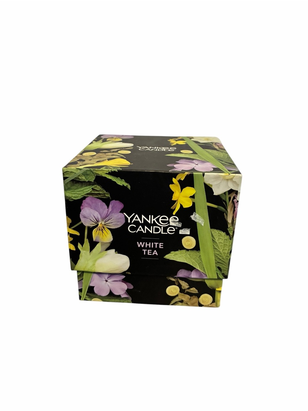 Yankee Candle White Tea Scented Candle in Black with Floral Gift Box 7.5oz